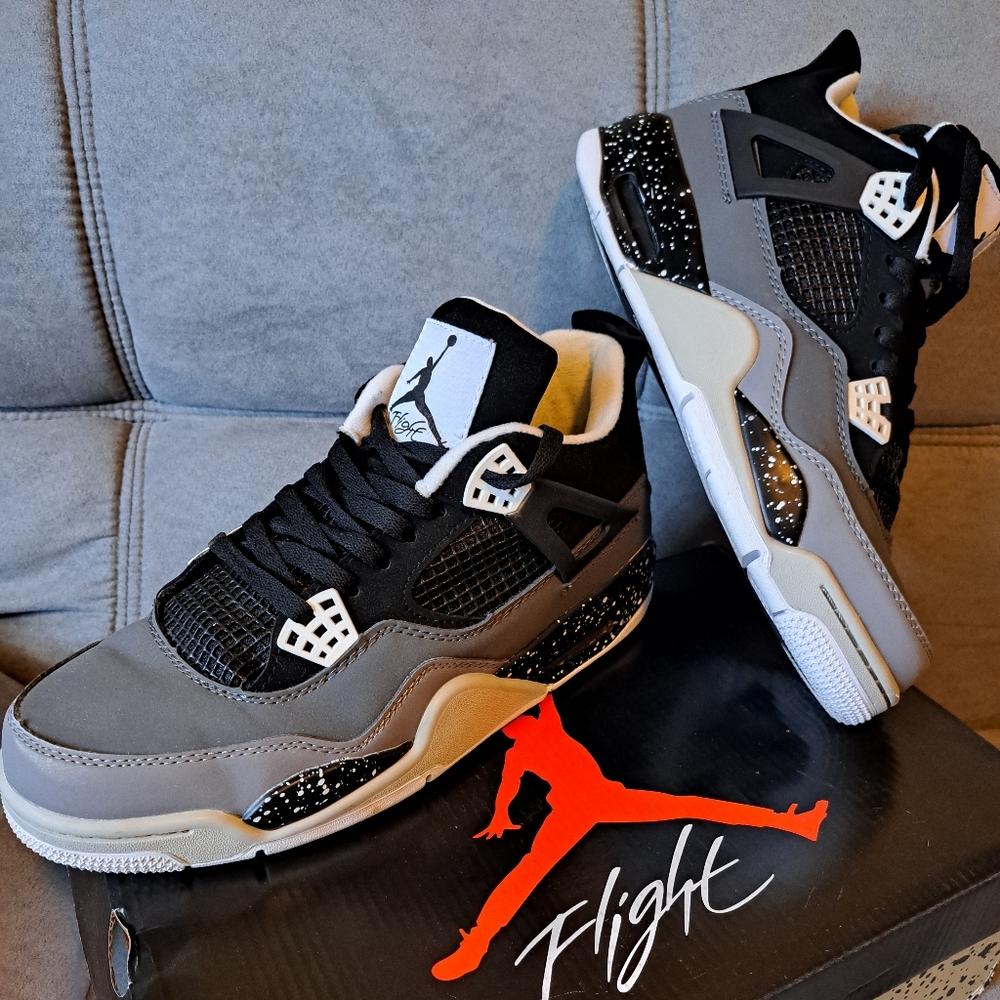 Nike Air Jordan 4s REPS